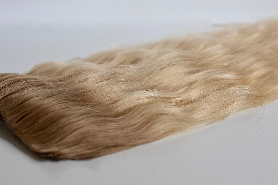 Beach Wave Hand Tied Weft - 10N (Lightest Neutral Blonde)